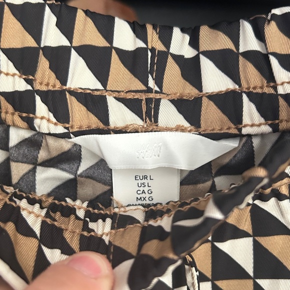 Geometric Patterned H&M set - Picture 9 of 9